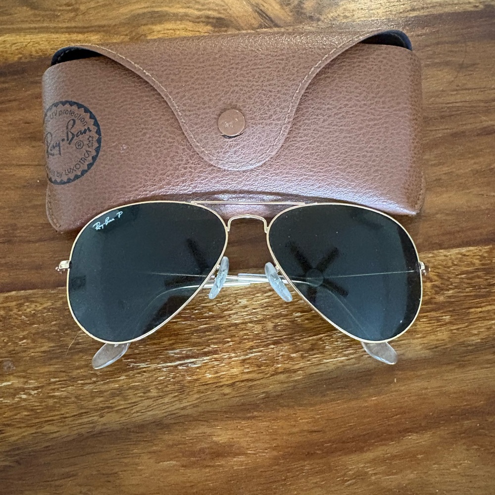 Ray-Ban Black and Gold Aviator Sunglasses